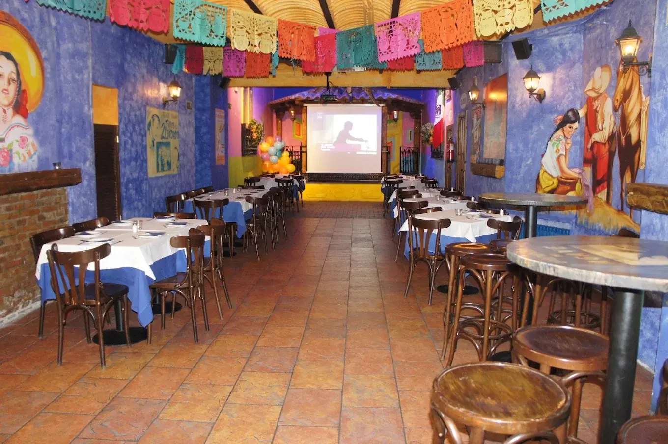 Interior de La Leyenda del Agave