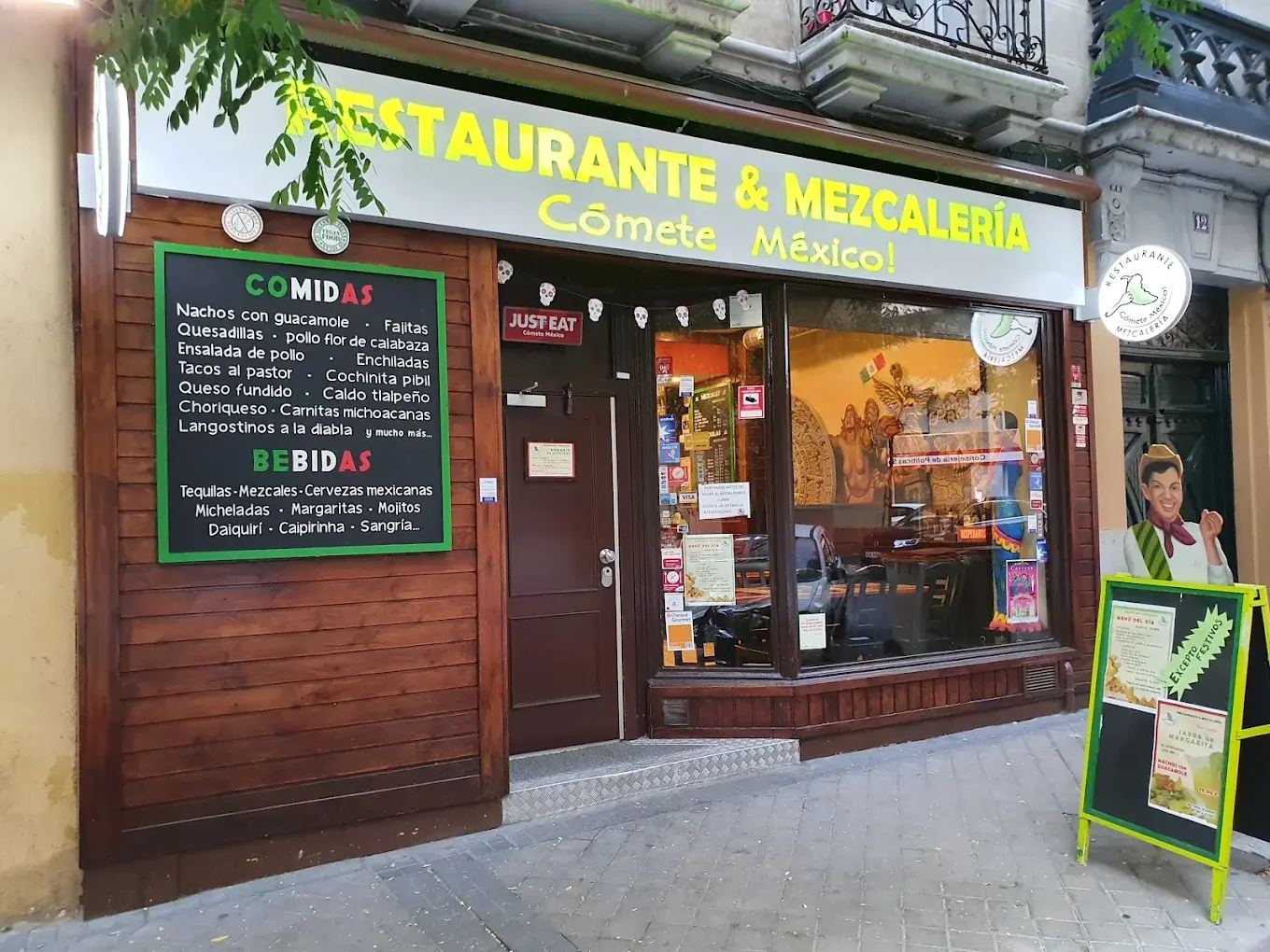Interior de Cómete México