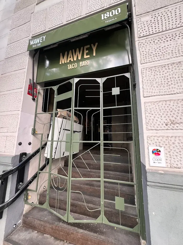 Interior de Mawey Taco Bar - Lopez de Hoyos